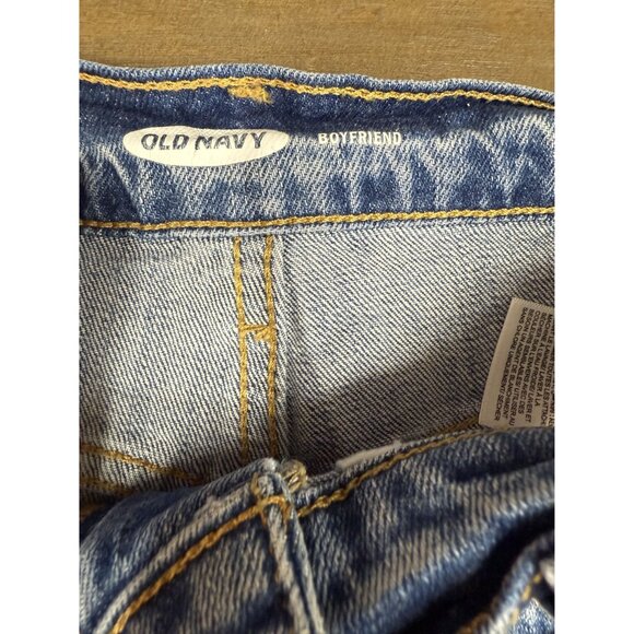 Old Navy Boyfriend Denim Shorts Size 6 Distressed Blue Jean Cuffed Casual - Picture 5 of 7